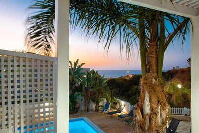Villa with private pool wifi 150Mt from the sea 3 bedrooms 3 bathrooms OB