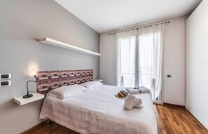 1 bedroom, iron/ironing board, WiFi, bed sheets - Novalesi Apartment (20 minutes from Venice) (Noale)