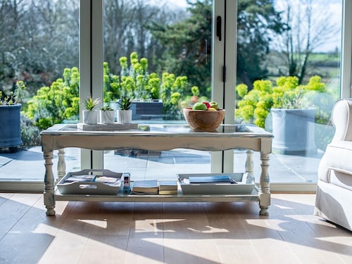 Laajennetut, päivitetyt, upeat näkymät ympäri. Lg. Puutarha Yksityinen parkkipaikka S päin