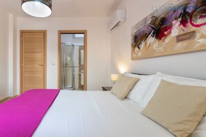 4 quartos, ferros/tábuas de passar roupa, berço de viagem, Wi-Fi