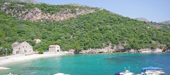 Villa Dias - splendida vista sul mare, piscina, sauna e splendide terrazze per 12 ospiti