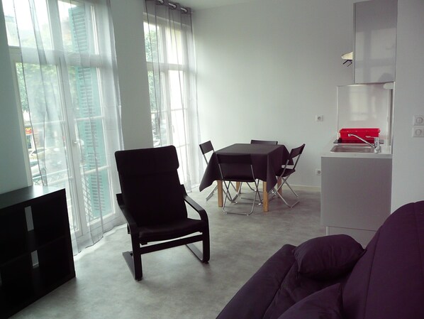 Télévision, espaces bureaux