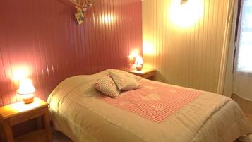 2 chambres, fer et planche Ă repasser, Wi-Fi