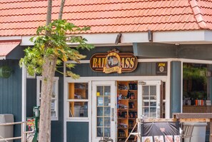 Miscellaneous - SUMMER SALE! Oceanfront 1BR getaway with whale watching and relaxing views, Kaleialoha 211 (Lahaina)