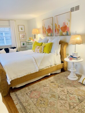 3 chambres, bureau, fer et planche à repasser, Wi-Fi gratuit