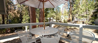 CUTE 2B/1B CABIN IN THE WEST VILLAGE ON MADRONE LANE