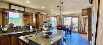  Beautiful Lakeview Custom Home with awesome views!