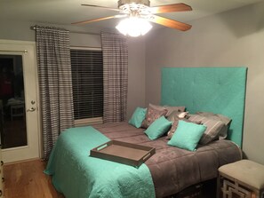 3 bedrooms, iron/ironing board, free WiFi, bed sheets - AMAZING Home in the Heart of the VB Resort Area walk to the Oceanfront. (Virginia Beach)