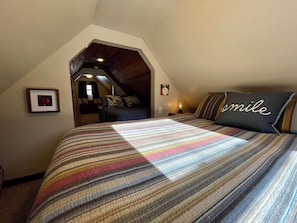 2 dormitorios, tabla de planchar con plancha, wifi gratis y ropa de cama