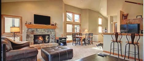 Téléviseur connecté, foyer