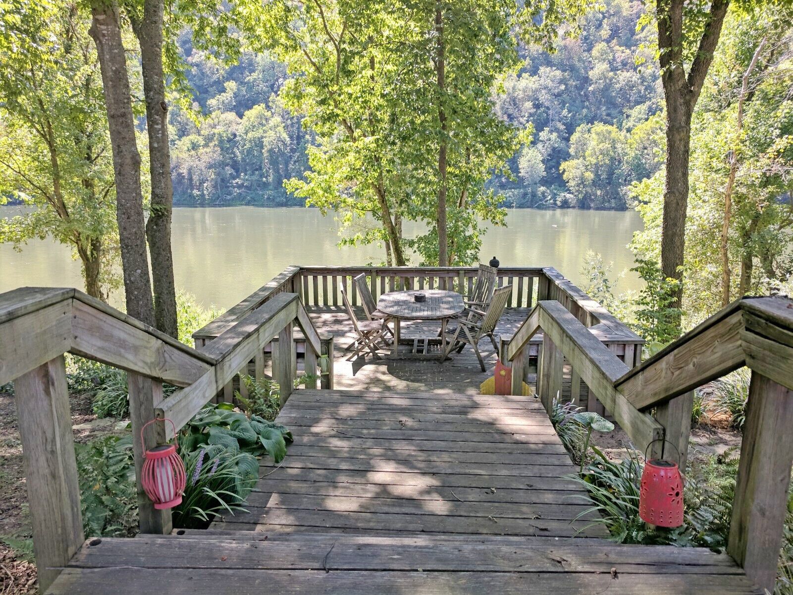 DrutherBe-on-the-River ~ Luxe White River w/FAST WIFI