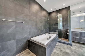 Shower, towels, shampoo