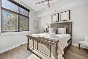 2 bedrooms, desk, iron/ironing board, free WiFi