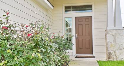 Casa di Vino - Backyard BBQ near Messina Hof