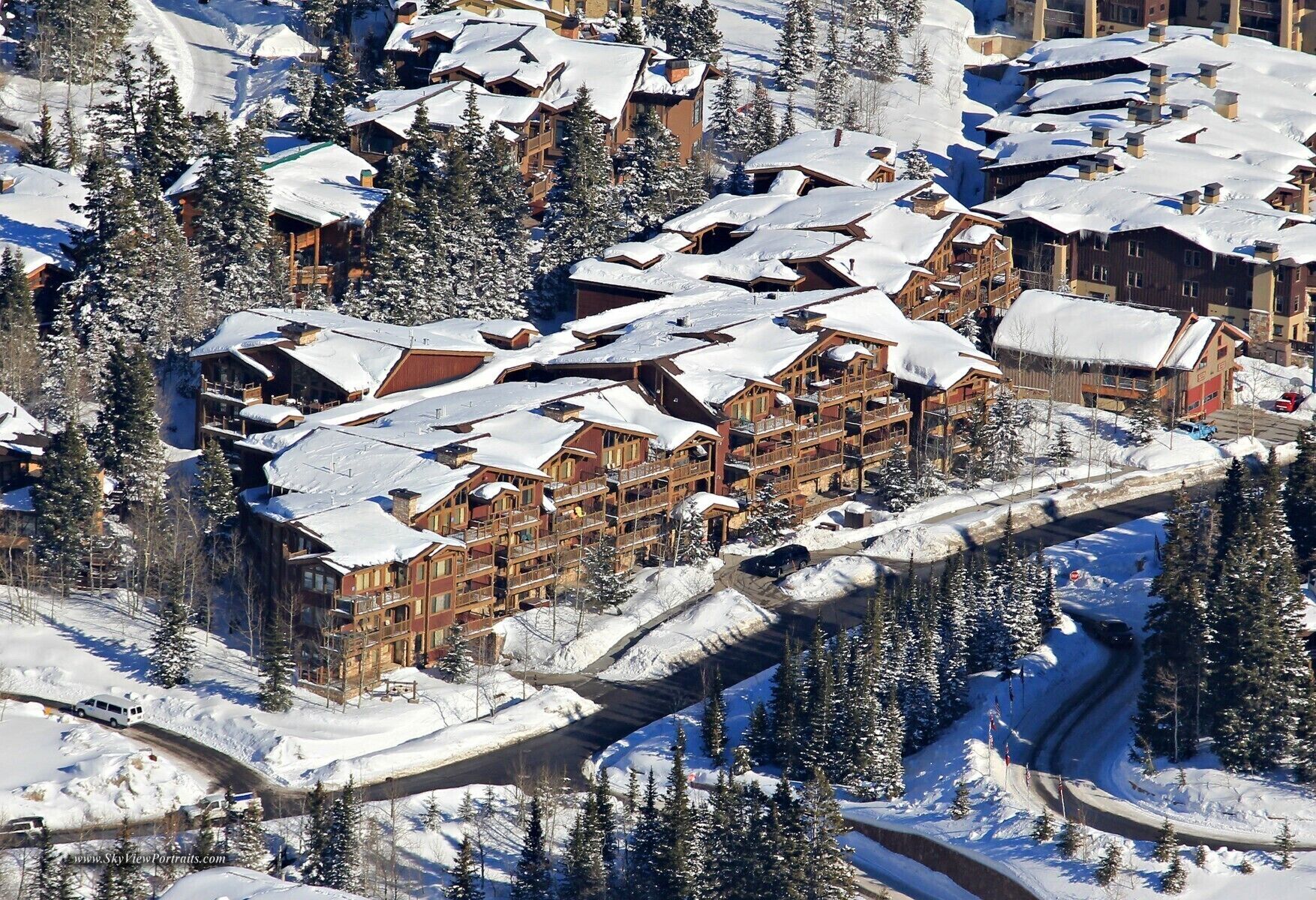 Mountain Modern: Park City’s Silver Lake Village / Upper Deer Valley