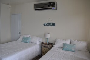 3 chambres, fer et planche à repasser, Wi-Fi, draps fournis