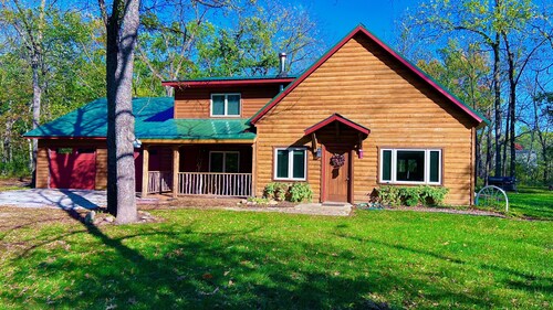 "Walden Pond" Adventure Amidst 44 Private Acres