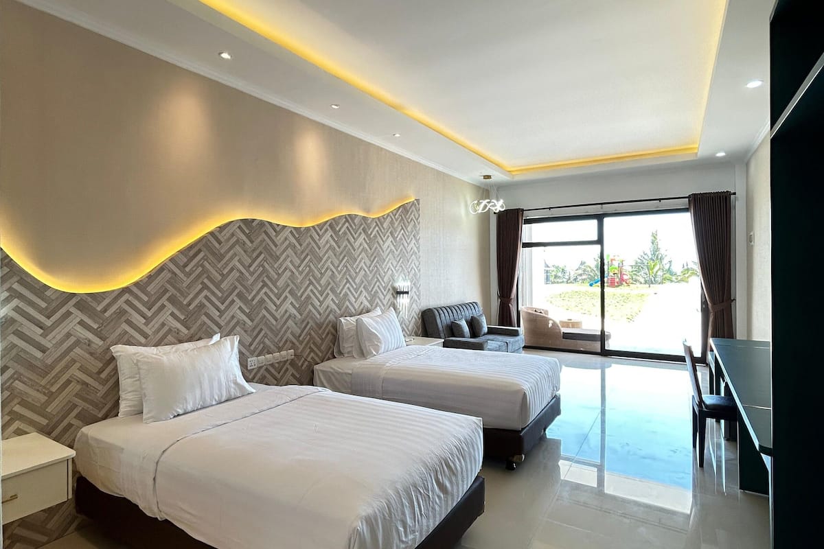 premier room | 1 bedroom, minibar, desk, soundproofing