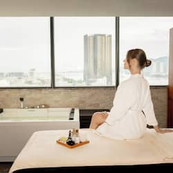Couples treatment rooms, sauna, hot tub, steam room, body treatments