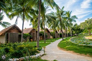 Bungalow (Ocean Front View) | Minibar, in-room safe, soundproofing, free WiFi - Casa Marina Resort (Quy Nhon)