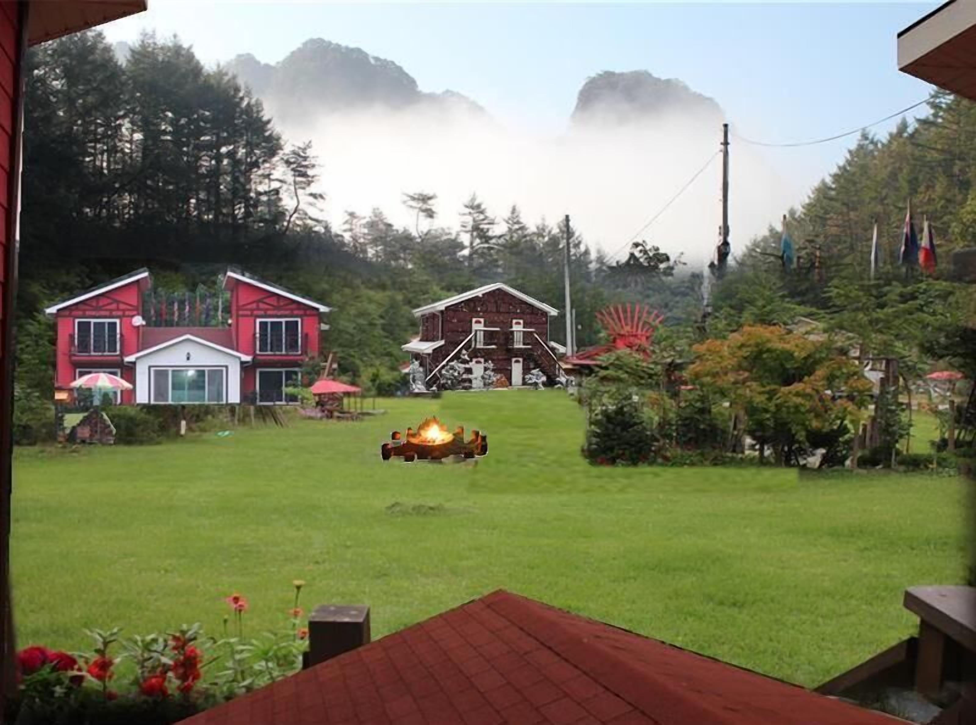 숙박 시설 정면