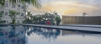 Titanium Express Homtel