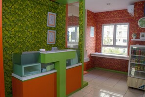 Reception - Titanium Express Homtel (Jakarta)