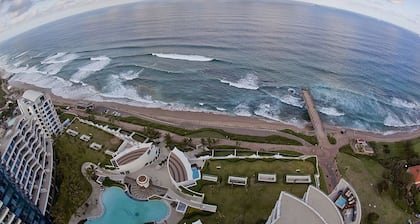 Pearls of Umhlanga, or Oceans - Marina Apartments Private