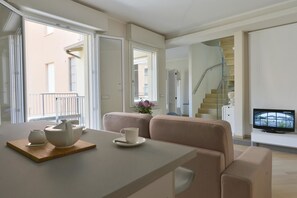 Apartment, 2 Schlafzimmer | Wohnbereich