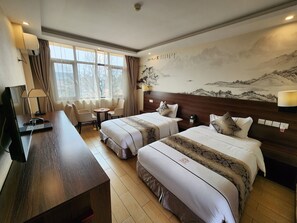 豪華雙床房 | 1 間臥室、迷你吧、客房內保險箱、書桌