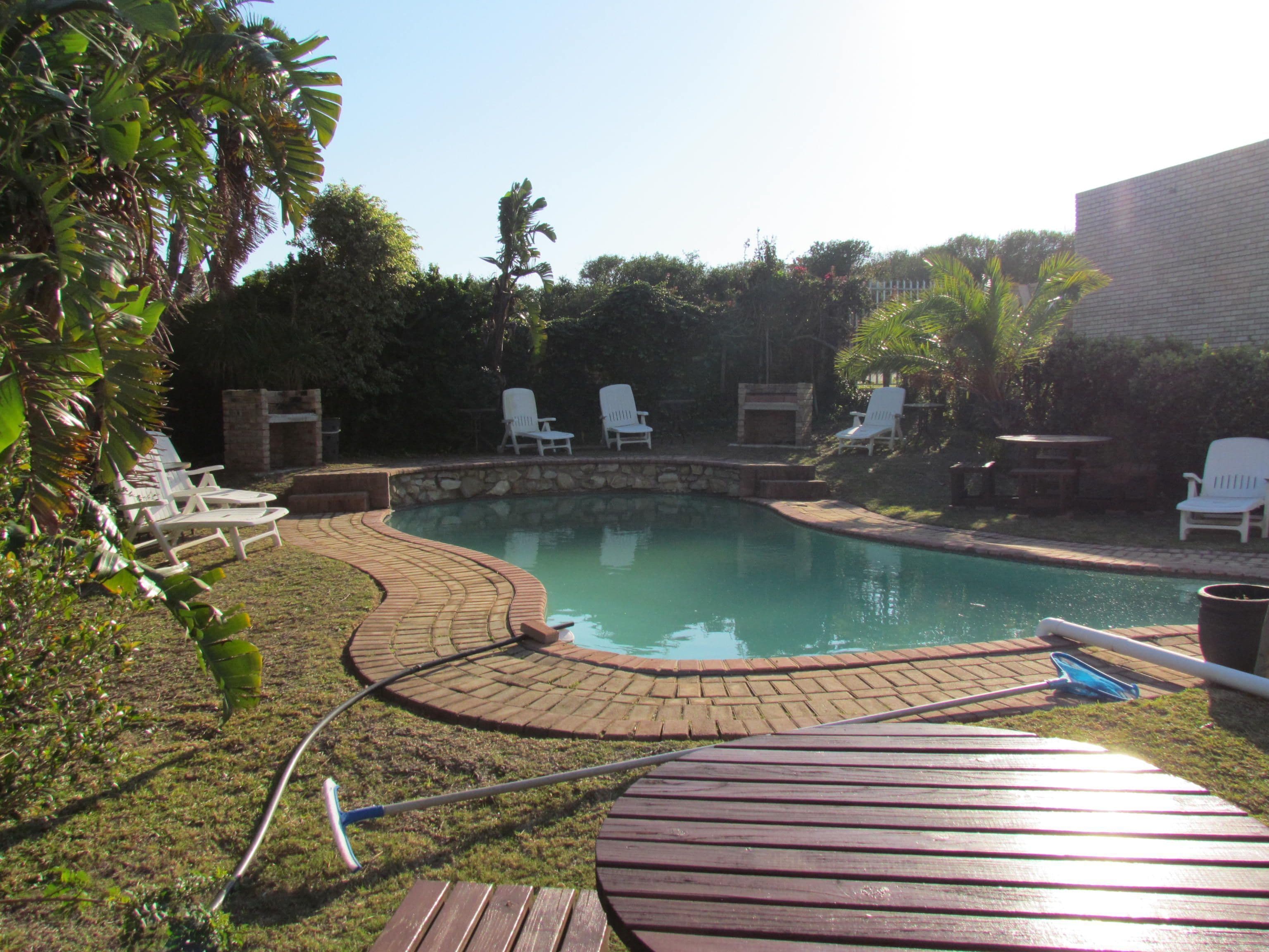 Blue Horizon Bay Guest House in Van Stadensriviermond, South Africa