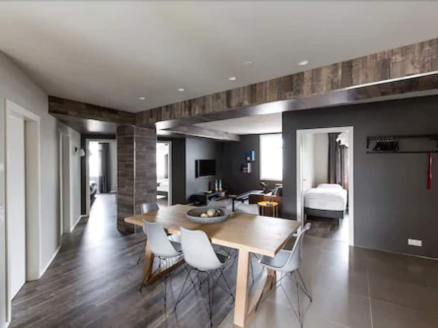 Restauration dans la chambre