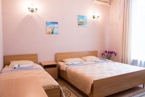 Standard Triple Room | Desk, soundproofing, iron/ironing board, free WiFi - Hotel Meridian-Yug (Rassvetovskoe)