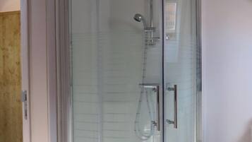 Apartment, 1 Bedroom | Bathroom shower