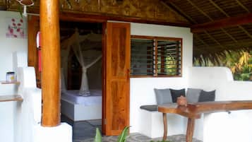 Romantic Room, 1 Bedroom, Non Smoking, Garden View | Terrace/patio