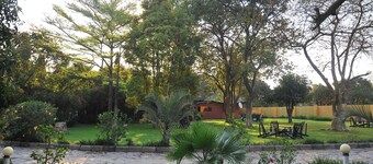 Anina's Executive Lodge
