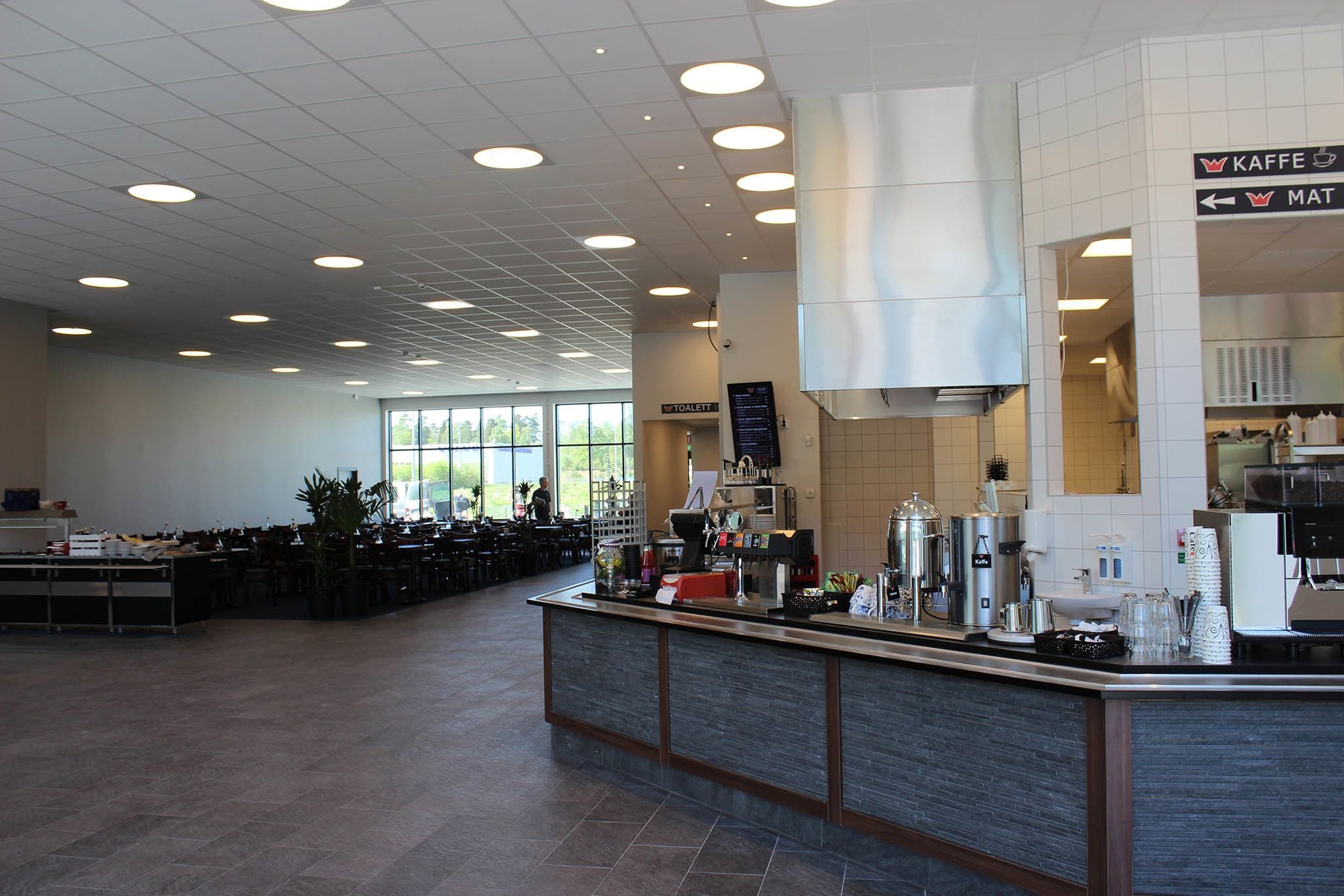 lunch and dinner served, scandinavian cuisine