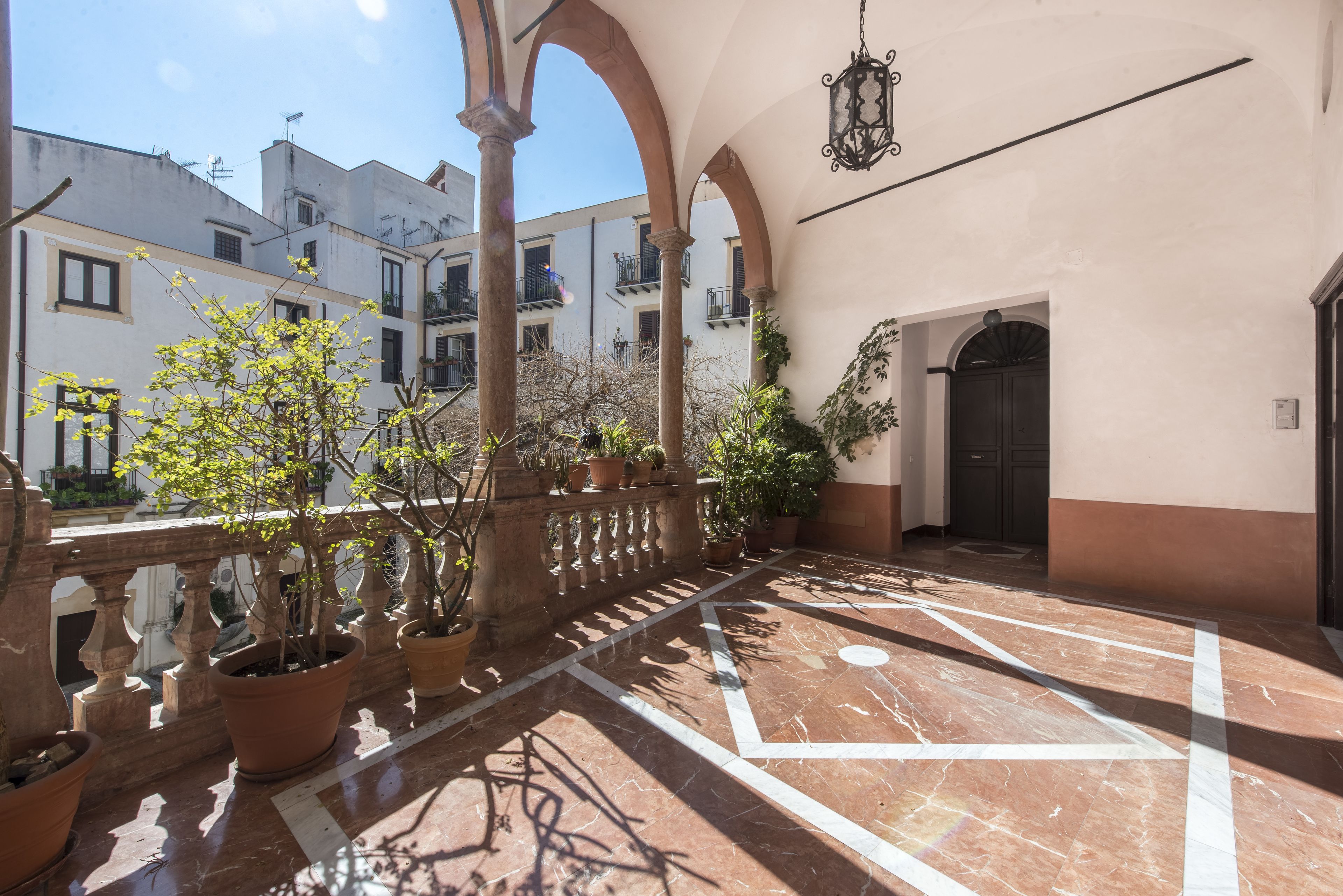 Foto - Casa degli Affreschi a Palazzo Lungarini