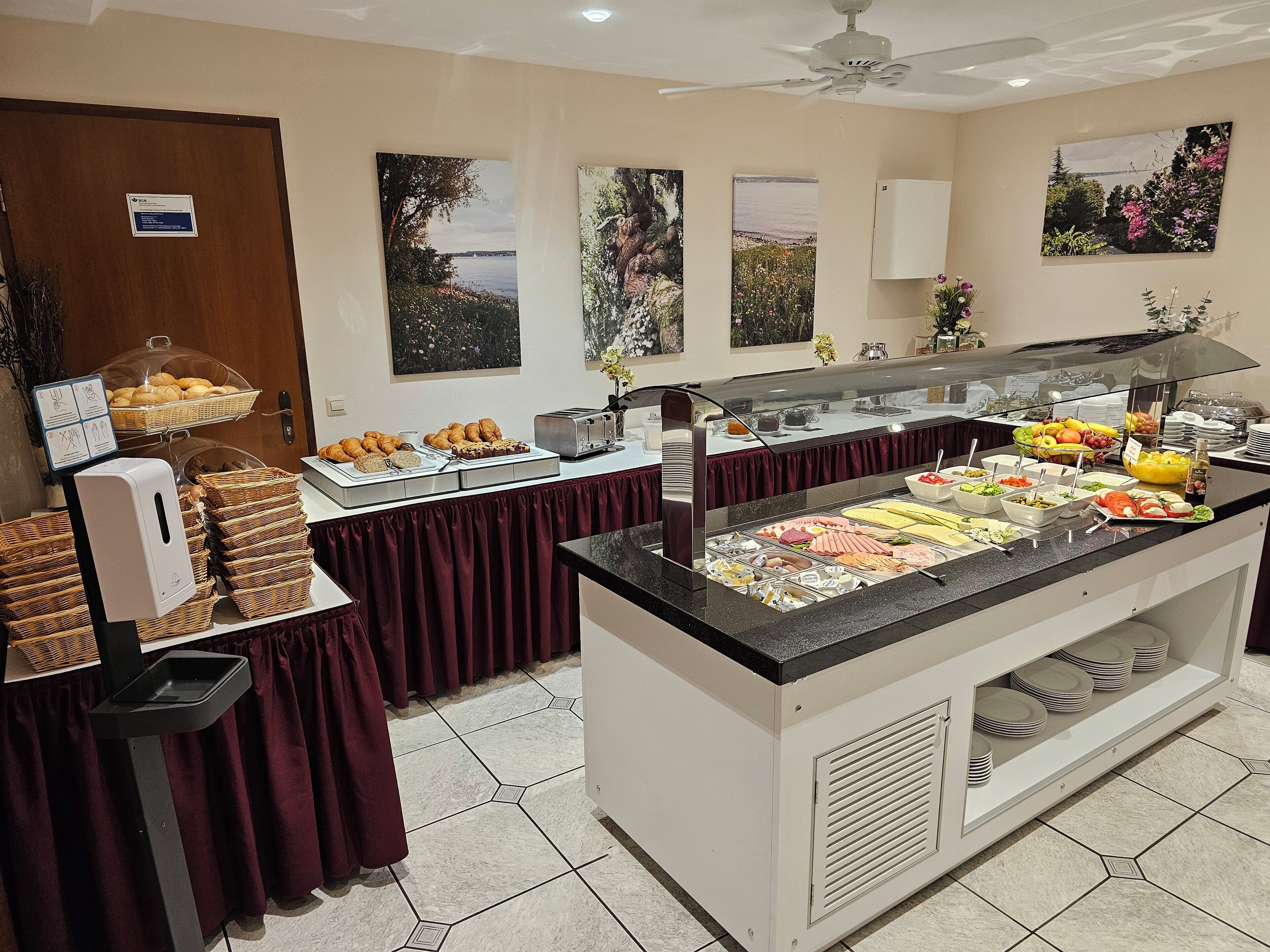 daily buffet breakfast (eur 13 per person)