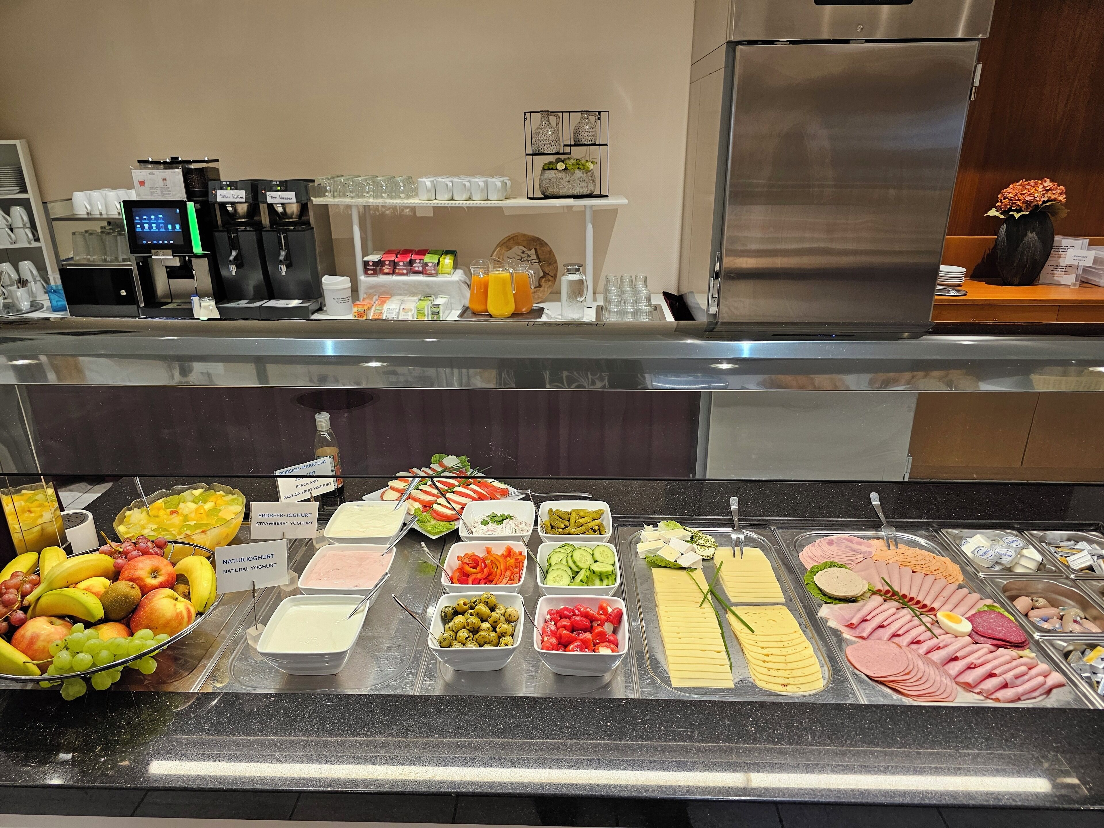 daily buffet breakfast (eur 13 per person)