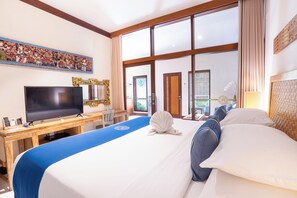 Minibar, in-room safe, desk, blackout curtains - Rama Residence Seminyak (Seminyak)