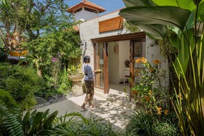 Couples treatment room(s), hot stone massages - Rama Residence Seminyak (Seminyak)