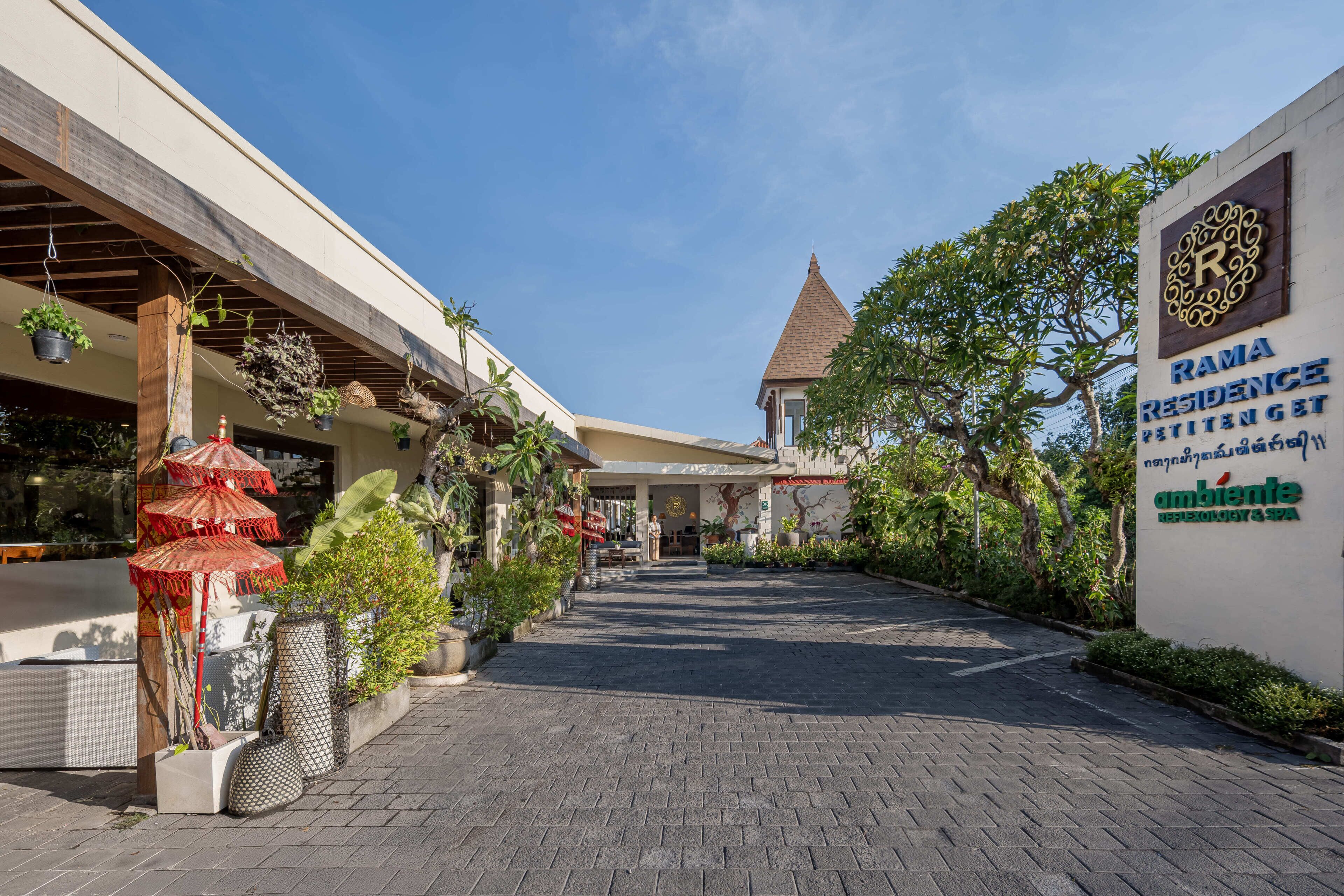 Parkir mandiri gratis