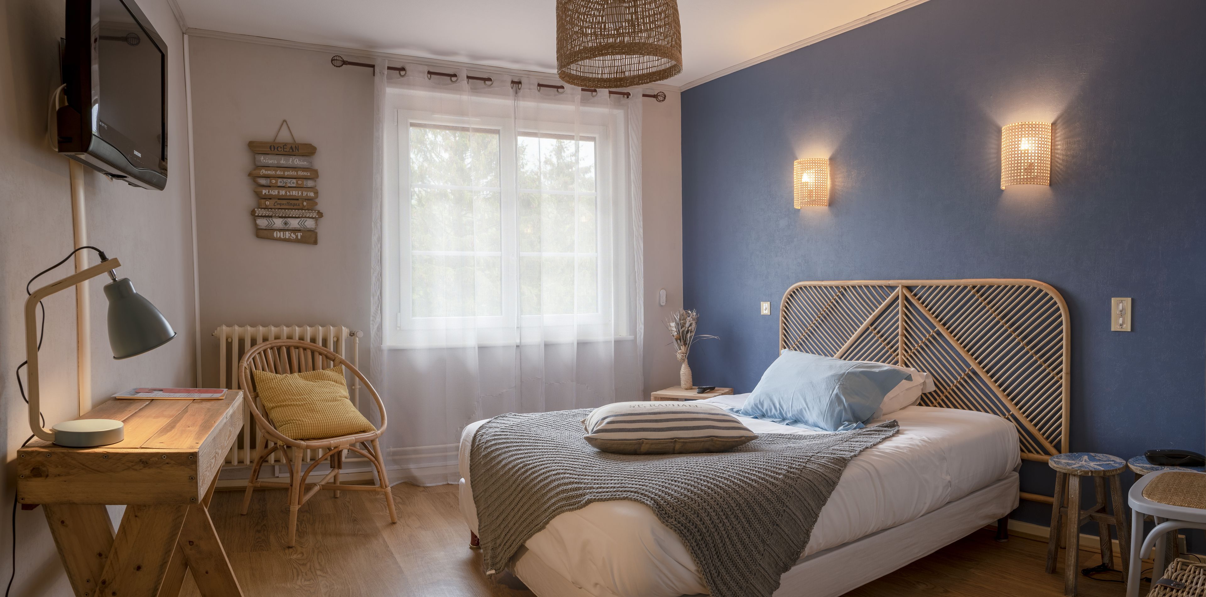 double or twin room | memory-foam beds, individually decorated, desk, soundproofing