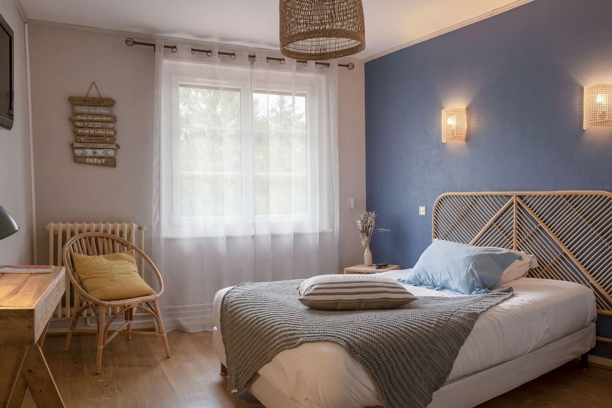 double or twin room | memory-foam beds, individually decorated, desk, soundproofing