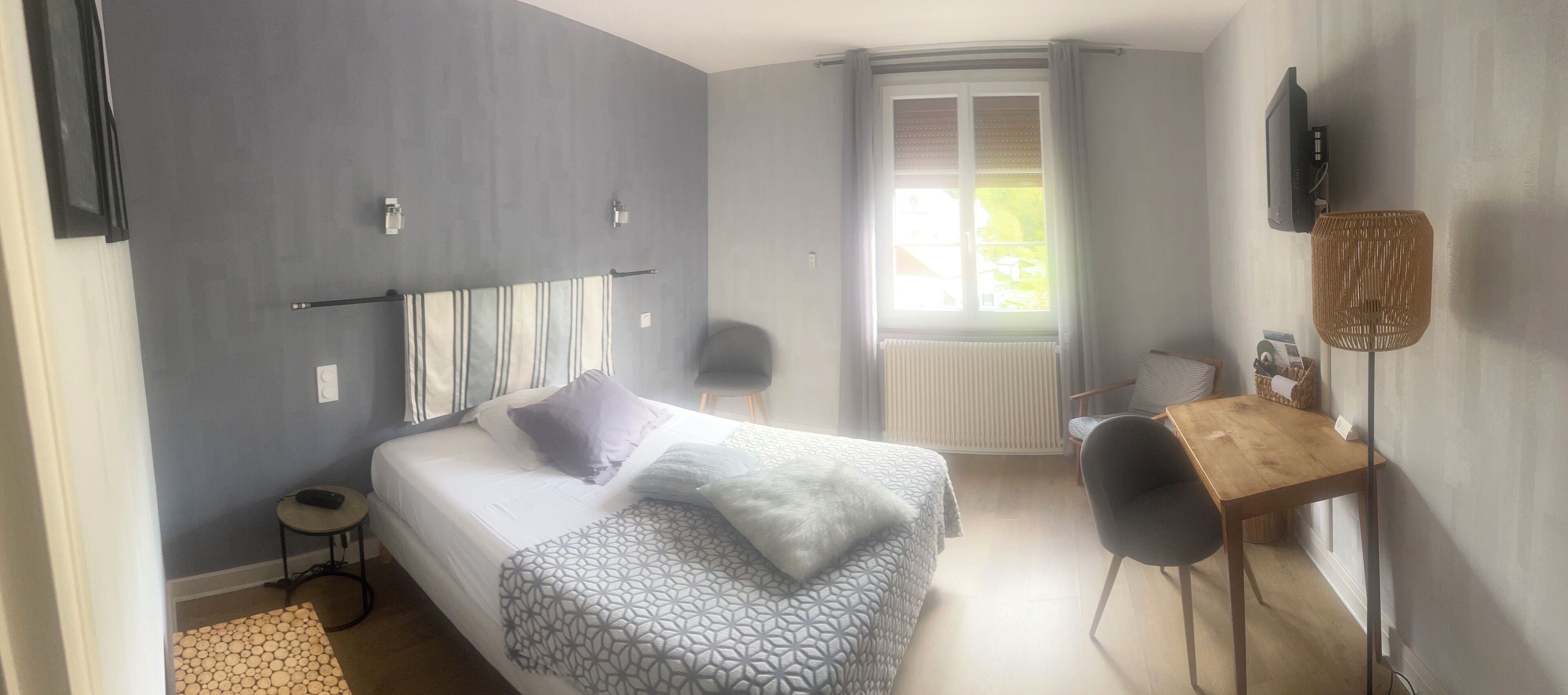 classic room, 1 double bed | memory-foam beds, individually decorated, desk, soundproofing