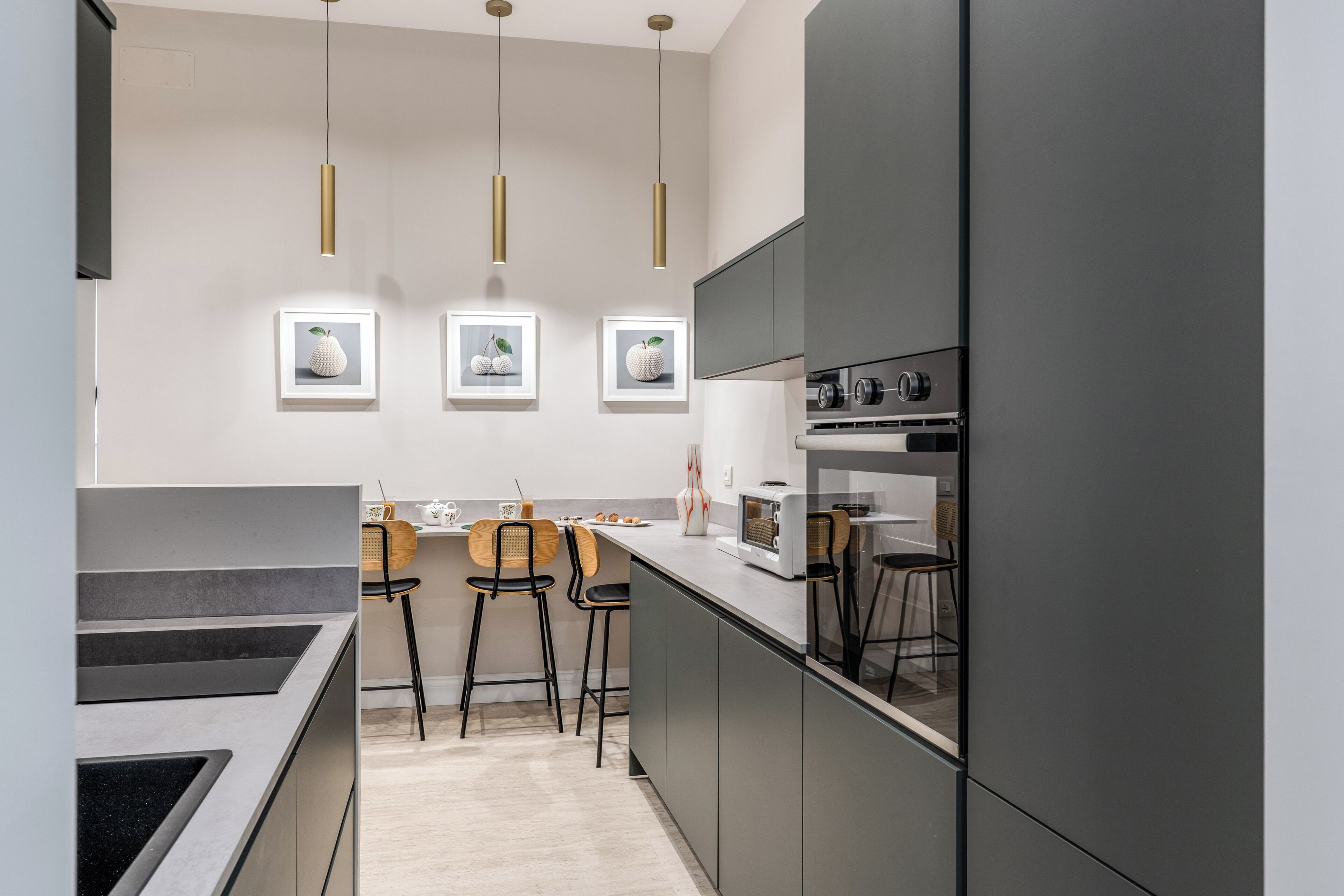 Apartamento de lujo, terraza, en edificio anexo (No elevator - 1st floor) | Cocina privada | Máquina de café espresso, cafetera o tetera y hervidor eléctrico