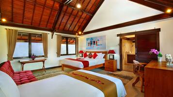 In-room safe, desk, iron/ironing board, free WiFi