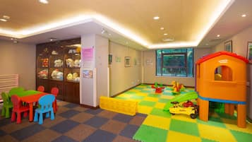 Children’s play area – indoor