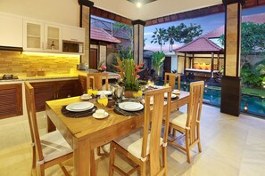 In-room dining - Concetta Villa Seminyak Beachside (Seminyak)